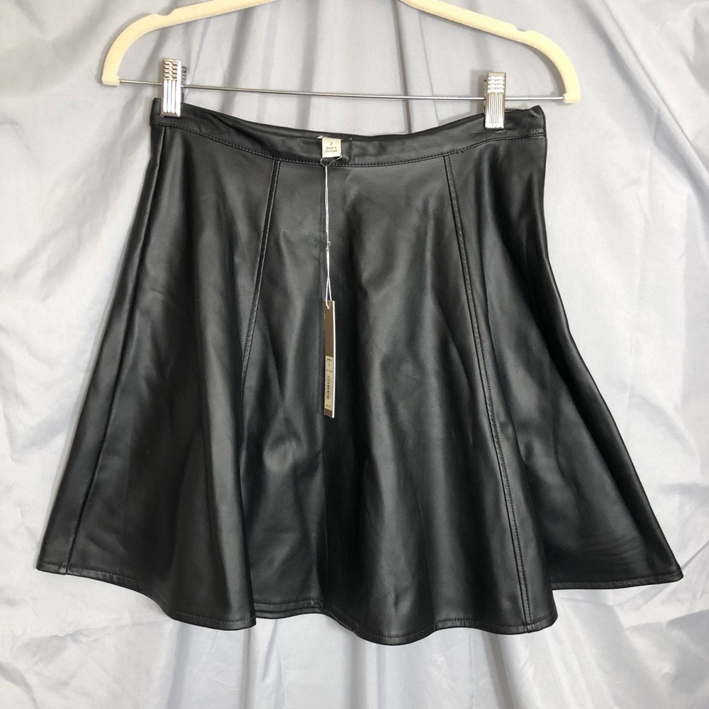 NWT Black Polyurethane Skort Sz 2